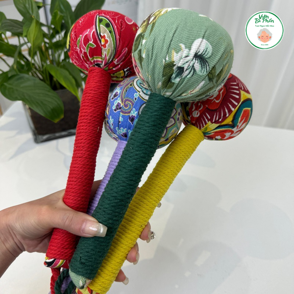 Búa ngải cứu thảo dược