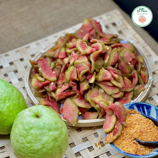 Ổi hồng sấy muối ớt